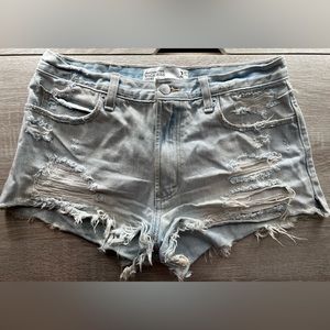 Abercrombie & Fitch short